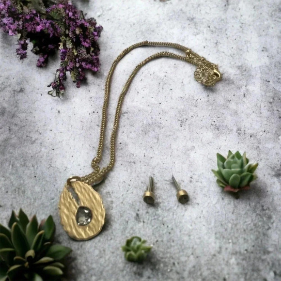 Gold Plated Rhinestone Pendant Necklace & Rhinestone Stud Earrings - Picture 1 of 2